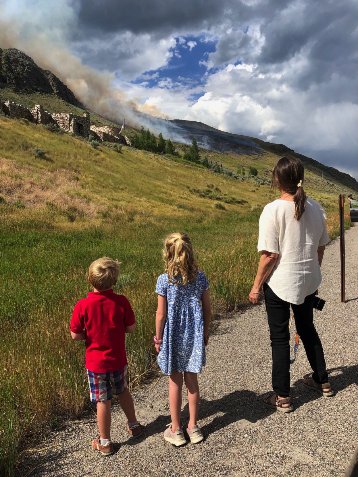Fire approaches National Museum of Wildlife Art